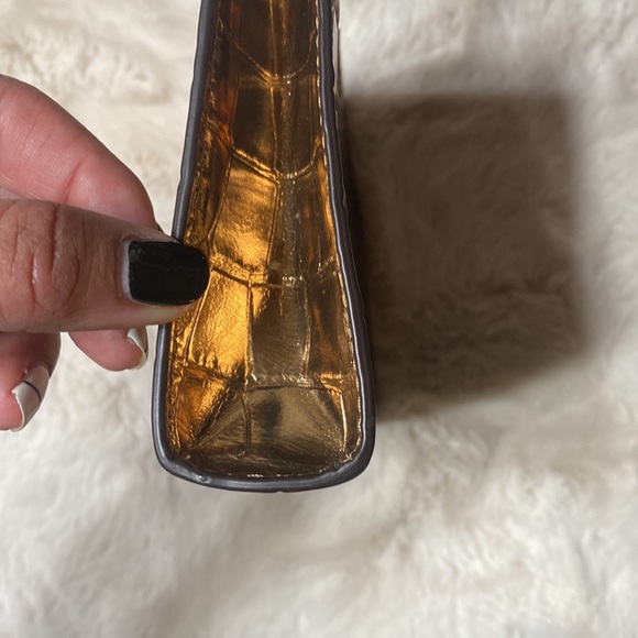 Michael Kors Embossed Leather Clutch Wallet Purse - Picture 6 of 16